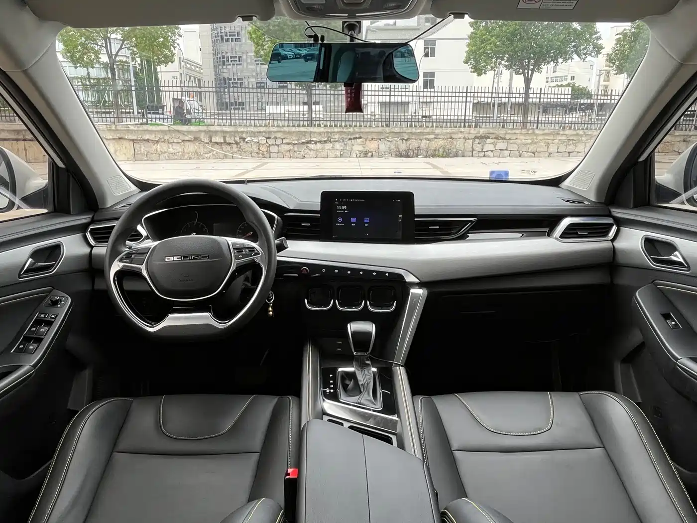 BAIC Beijing X3 2022 2021 1.5T CVT Glory