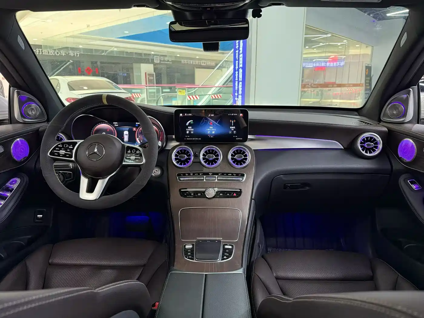 Mercedes-Benz GLC 2021 GLC 300 L 4MATIC Sporty фото 3