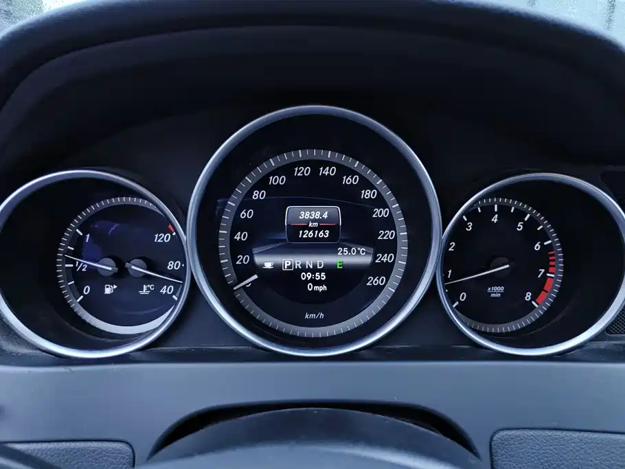 Фото 14 - Mercedes-Benz C-Class