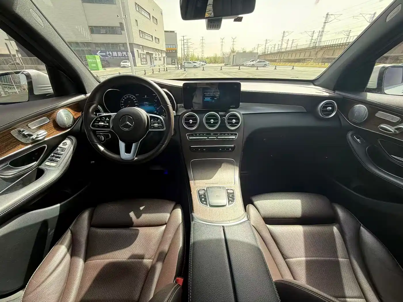 Mercedes-Benz GLC 2021 GLC 300 L 4MATIC Sporty фото 14