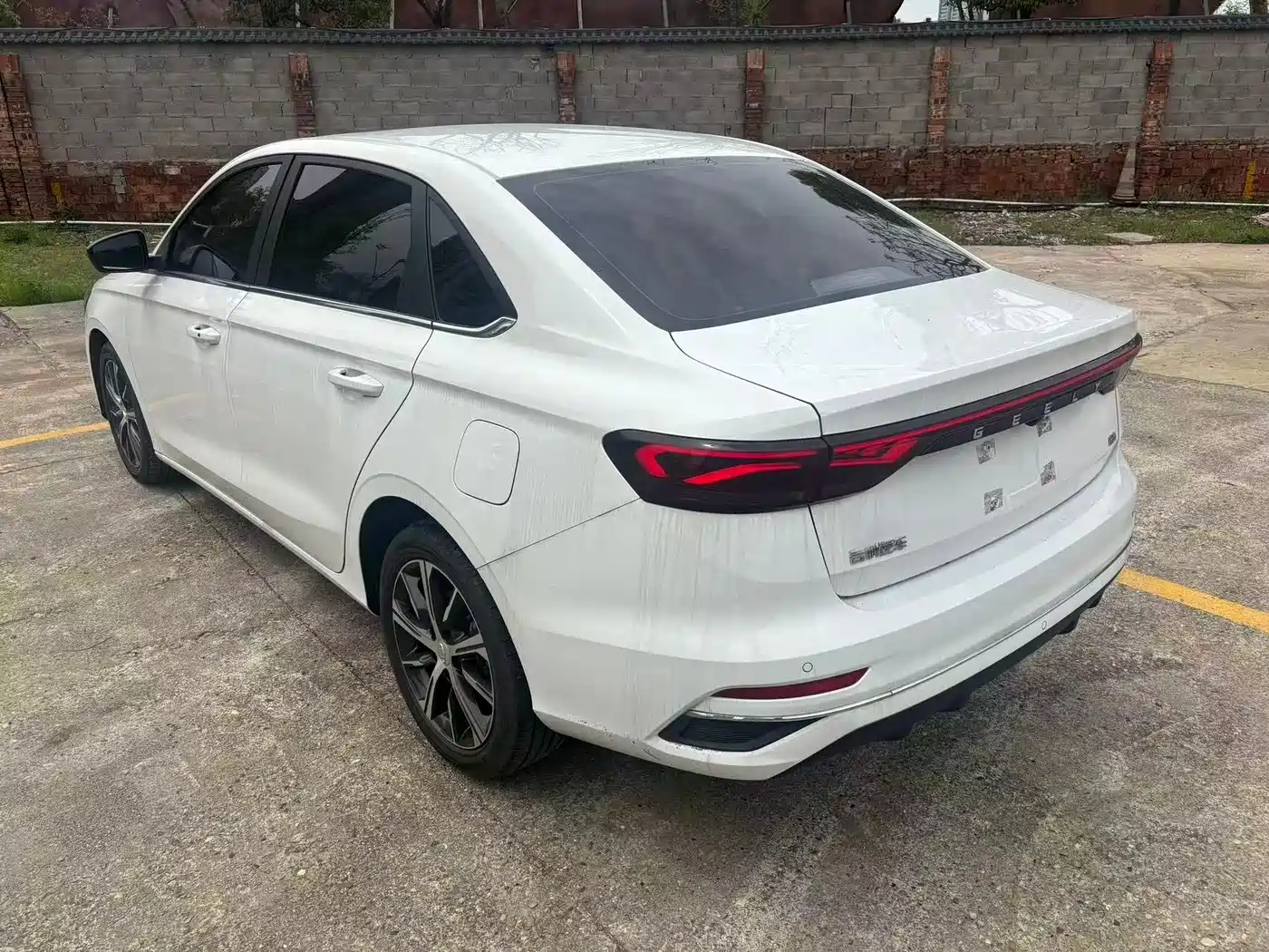 GEELY AUTOMOBILE EMGRAND