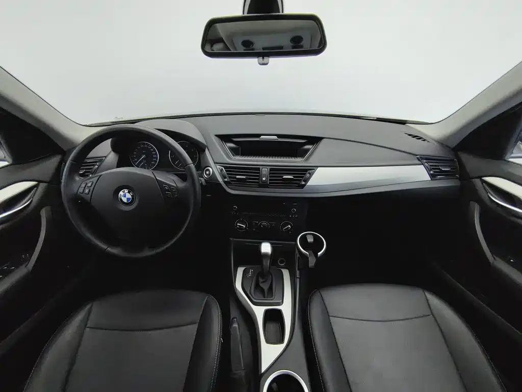 BMW X1 2013 2013 sDrive18i Fashion
