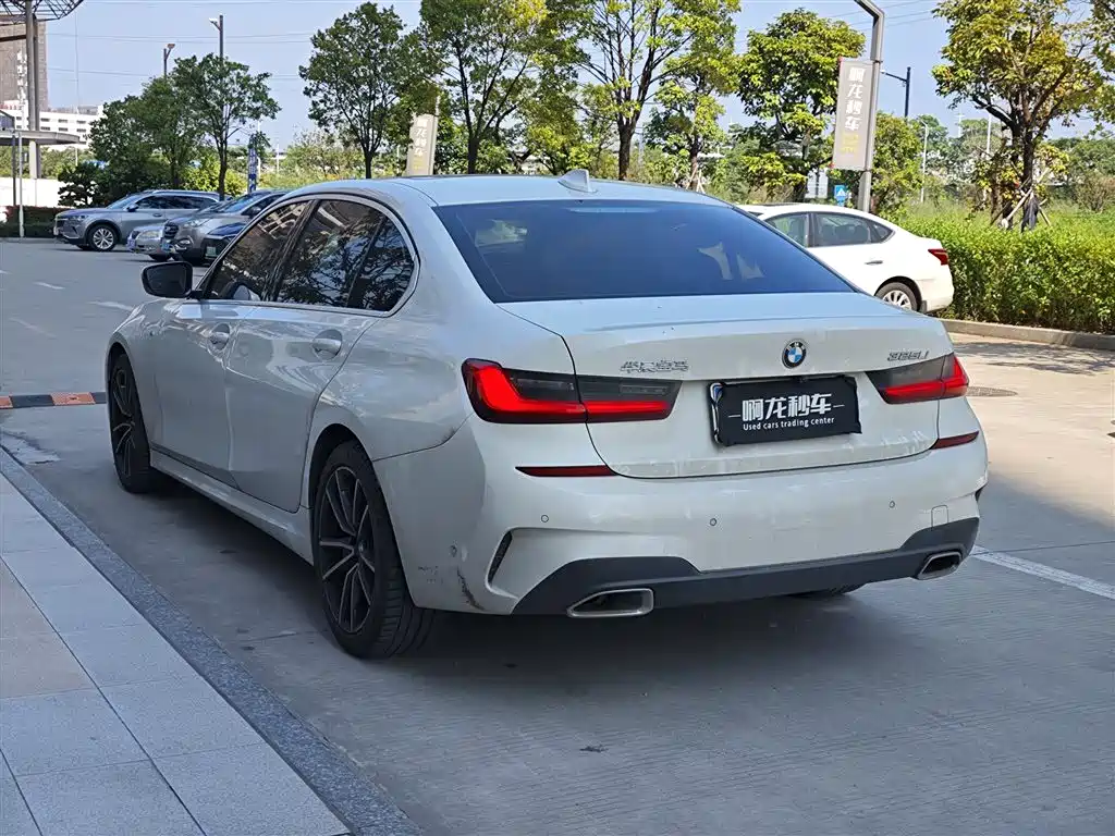 Photo 7 - BMW 3 Series