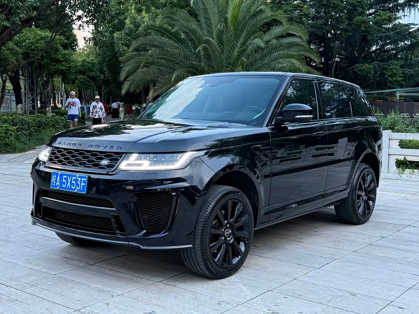 Фото 1 - Land Rover Range Rover Sport