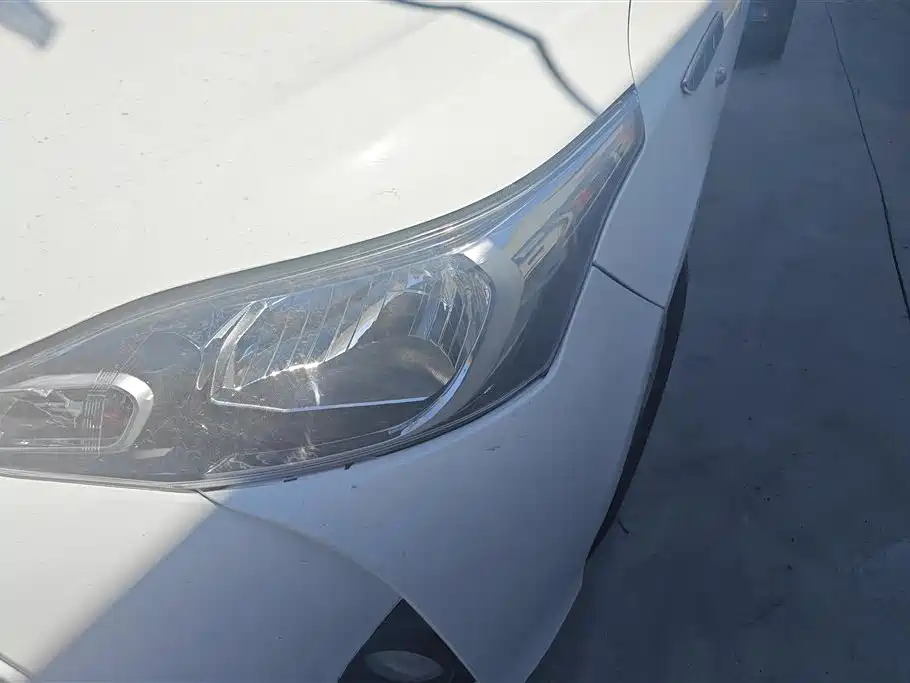 TOYOTA YARIS L TO ENJOY