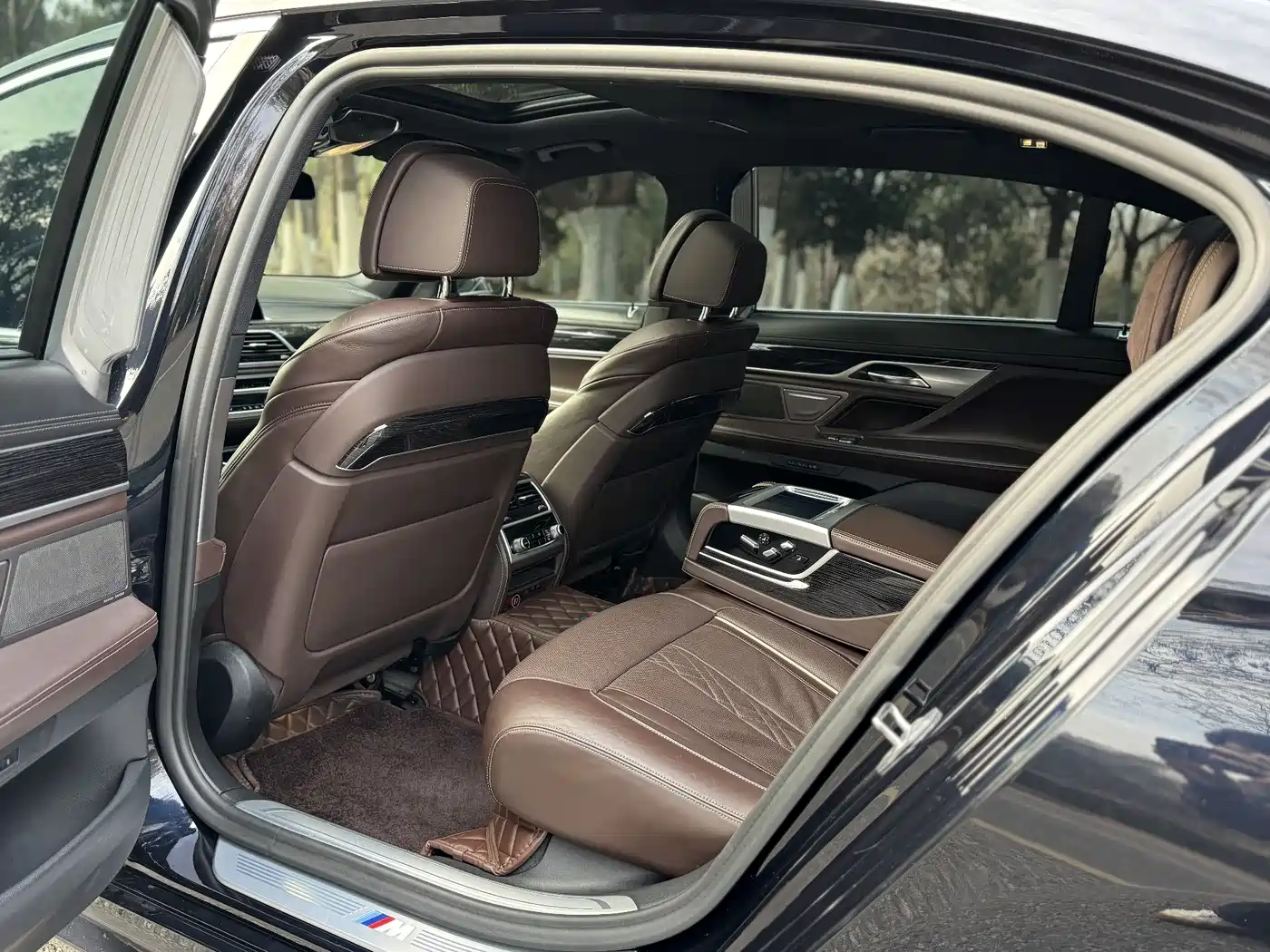 BMW 7 Series 2019 Facelift 730Li M Sport Package фото 13