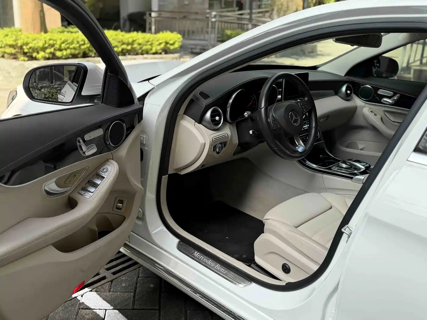 Mercedes-Benz C-Class 2016 2015 Facelift C 200 L