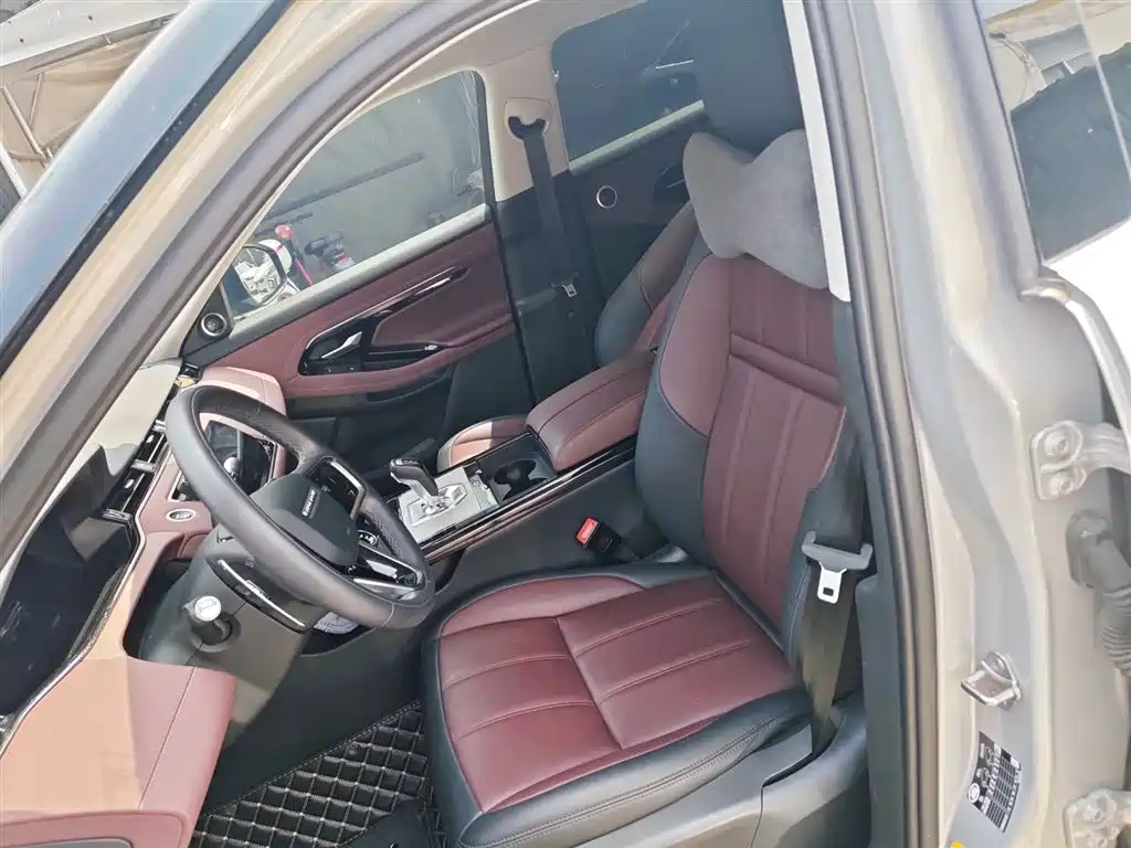 Land Rover Range Rover Evoque 2022 Range Rover Evoque L 249PS R-Dynamic Luxury Edition фото 11