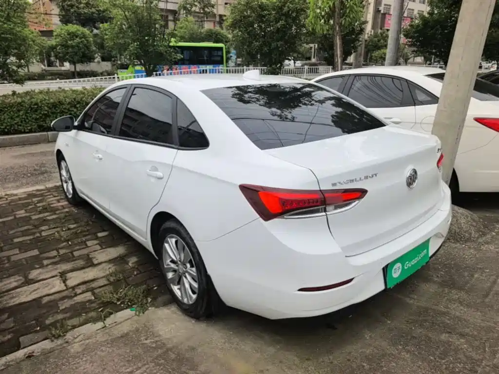 Buick Excelle 2019 15T DCT Connected Elite Type China VI фото 5