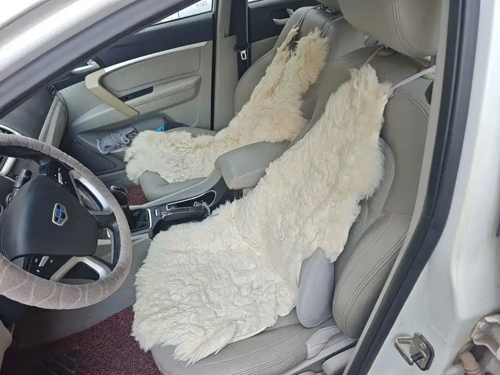 Geely Emgrand 2015 2015 Sedan 1.5L Manual Upward Edition