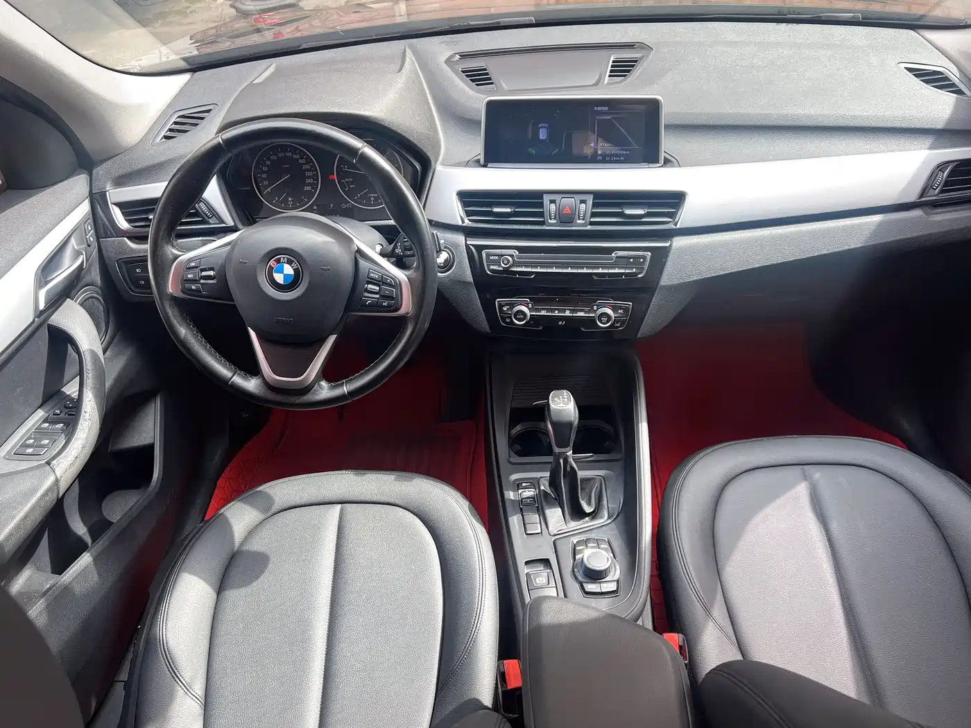 BMW X1 2018 sDrive18Li Fashion Model фото 8