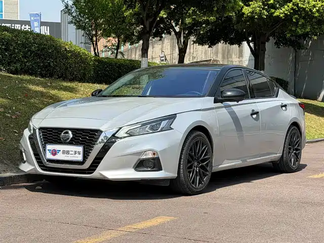 NISSAN TEANA