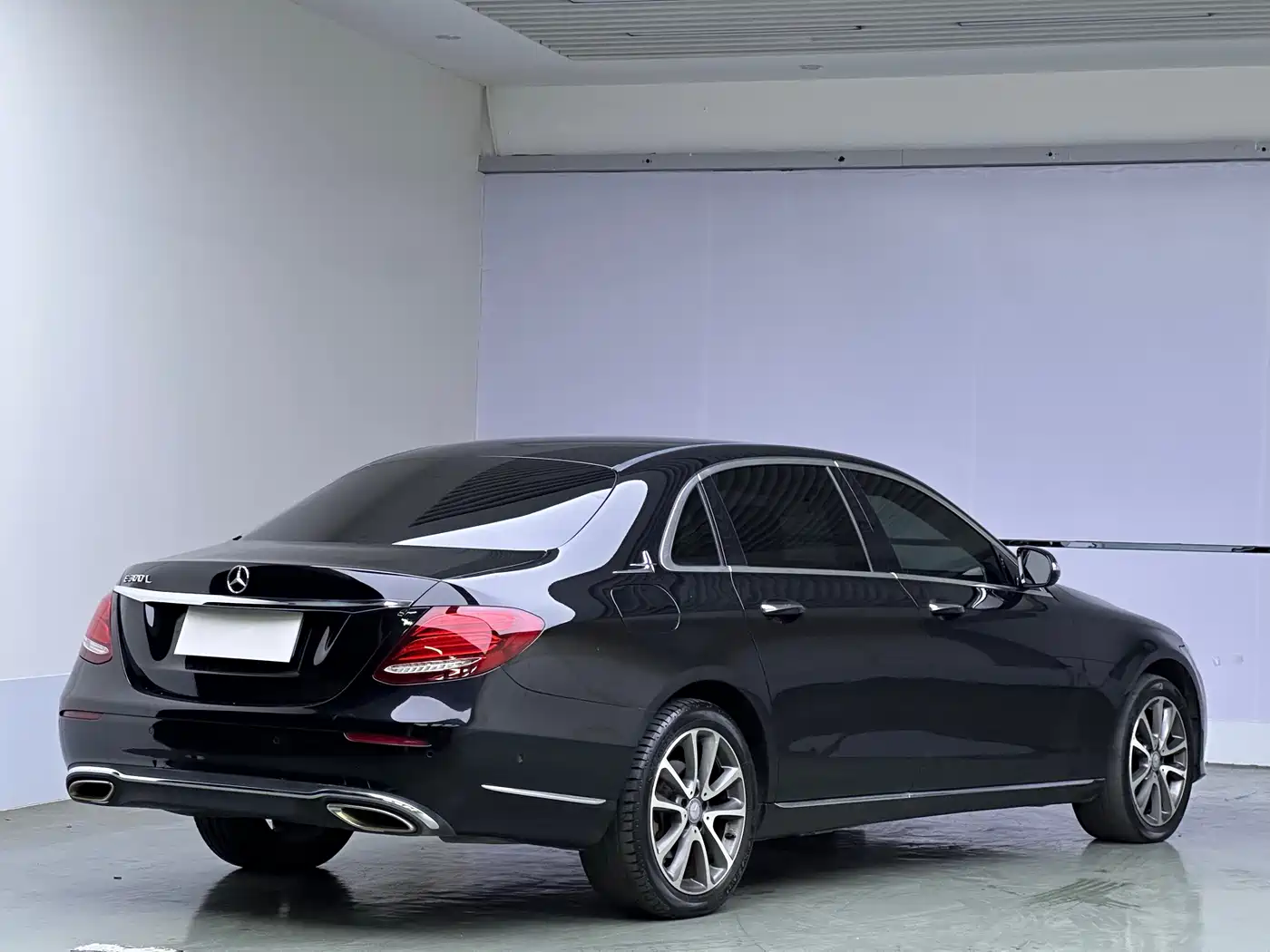 Mercedes-Benz E-Class 2016 E 200 L фото 6