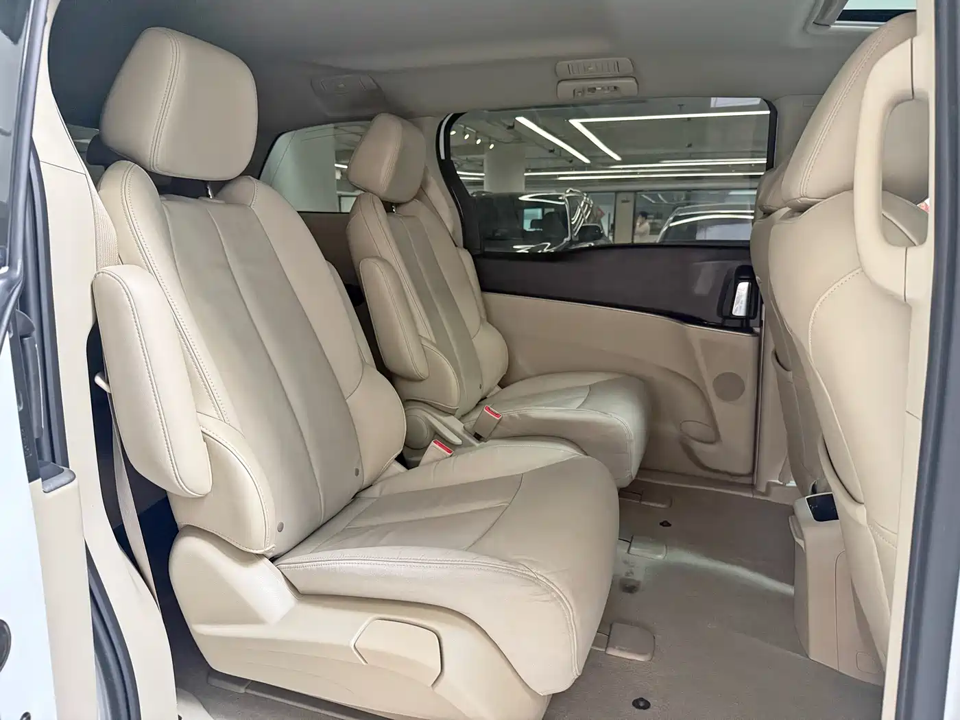 Buick GL8 2018 28T Luxury Model China VI фото 10