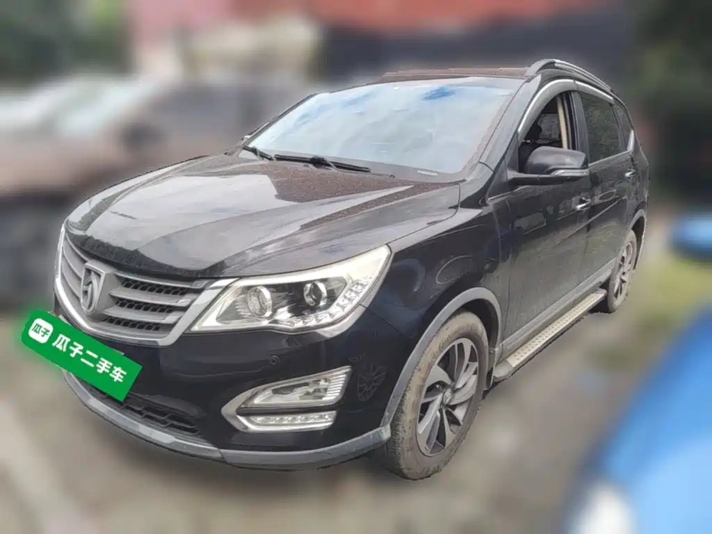 Baojun 560 2015 2015 1.8L Manual Luxury
