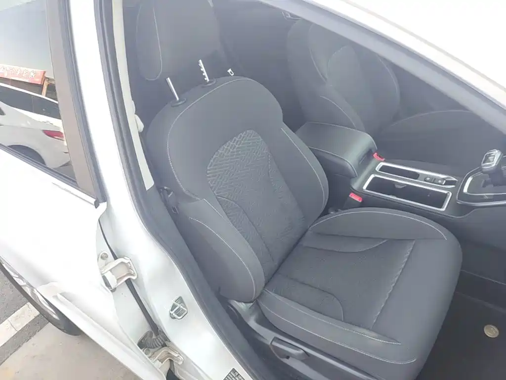 Haval M6 2024 2023 PLUS 1.5T DCT Elite Smart Connect