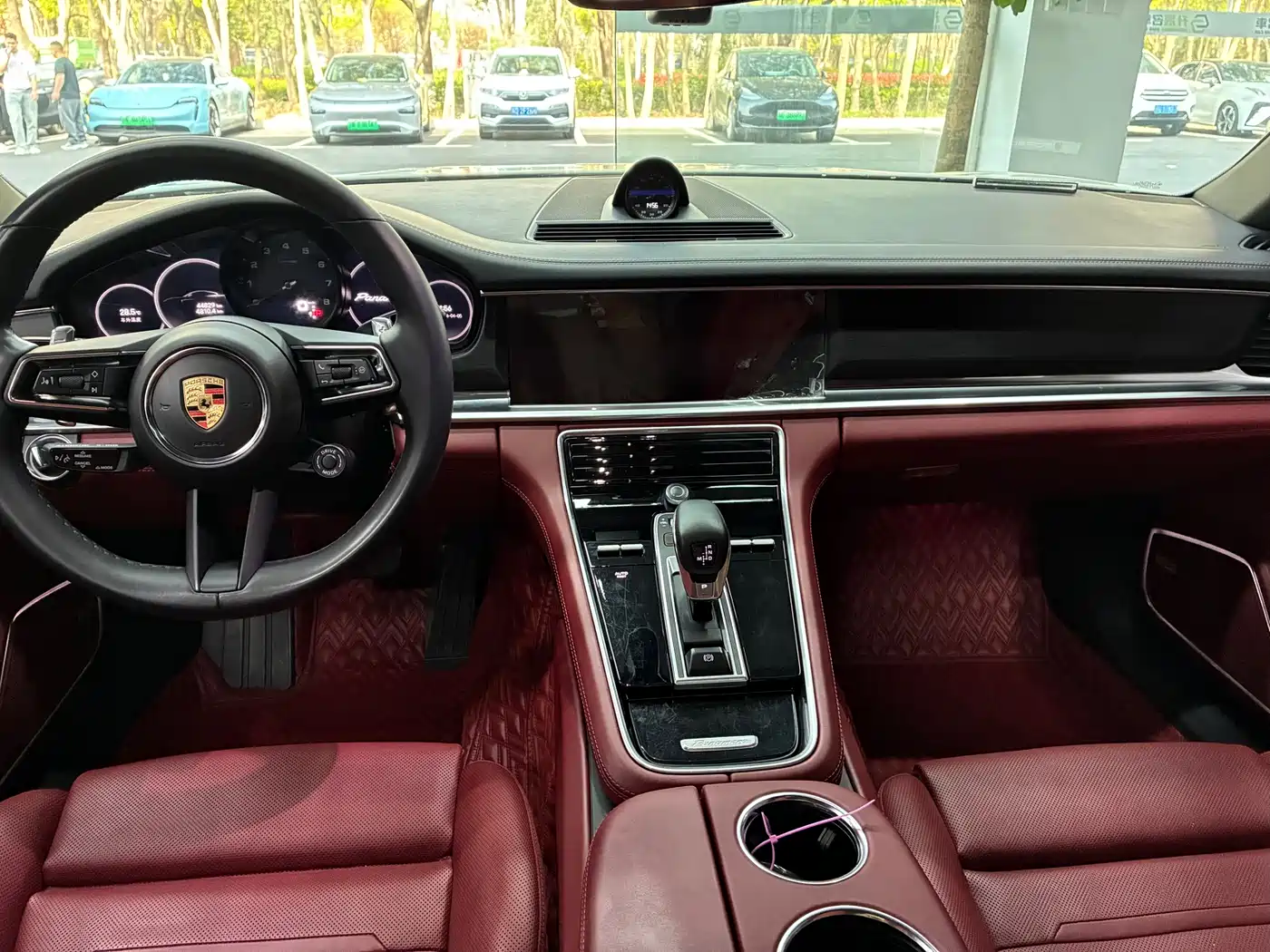 Porsche Panamera 2023 Panamera 2.9T Platinum Edition фото 6