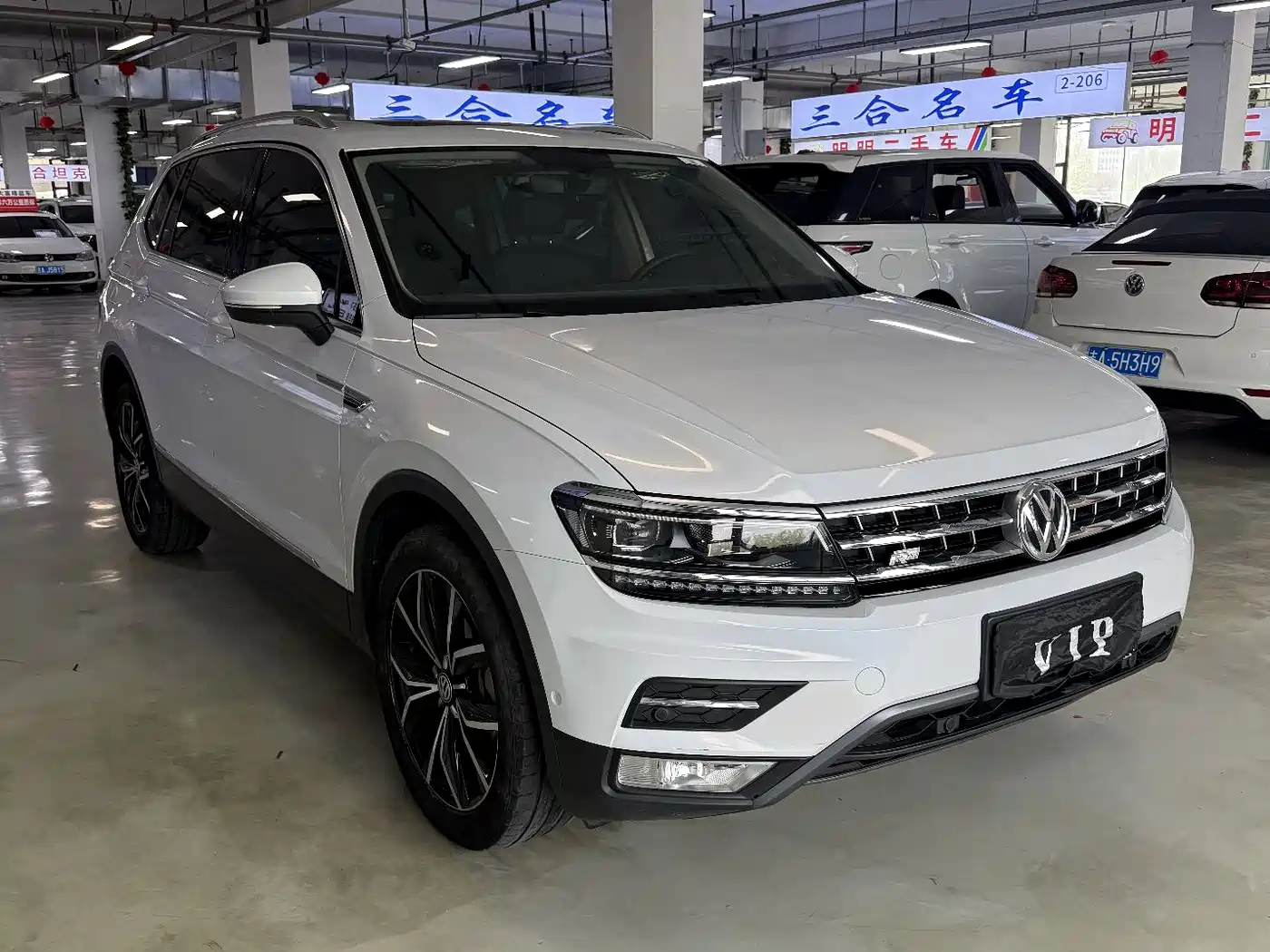 Volkswagen Tiguan L 2018 330TSI Automatic 2WD Flagship Edition фото 3