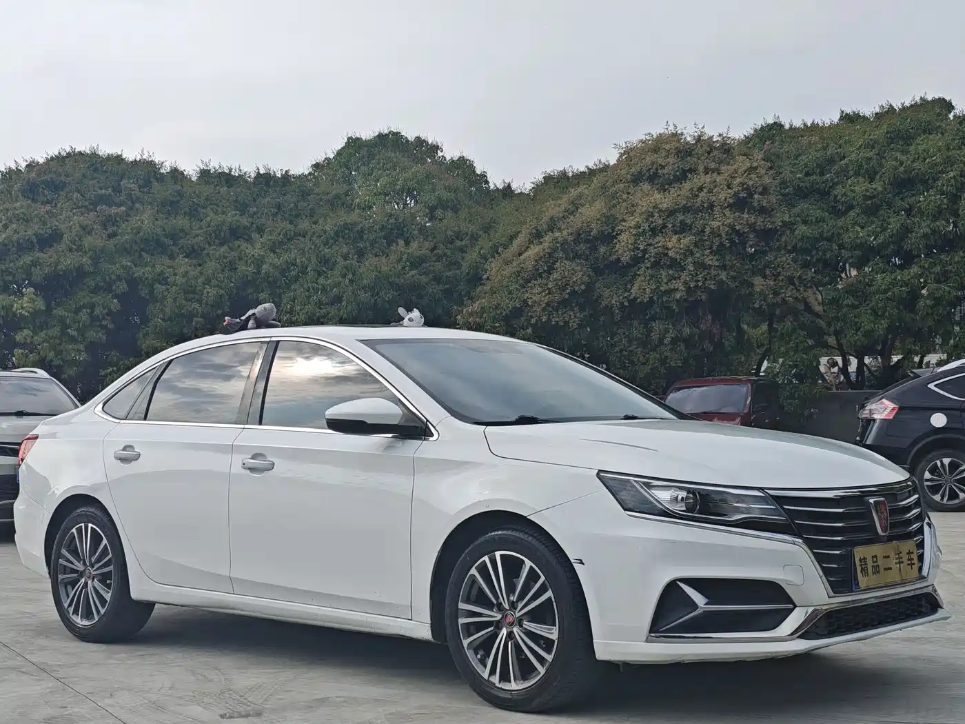 ROEWE I6