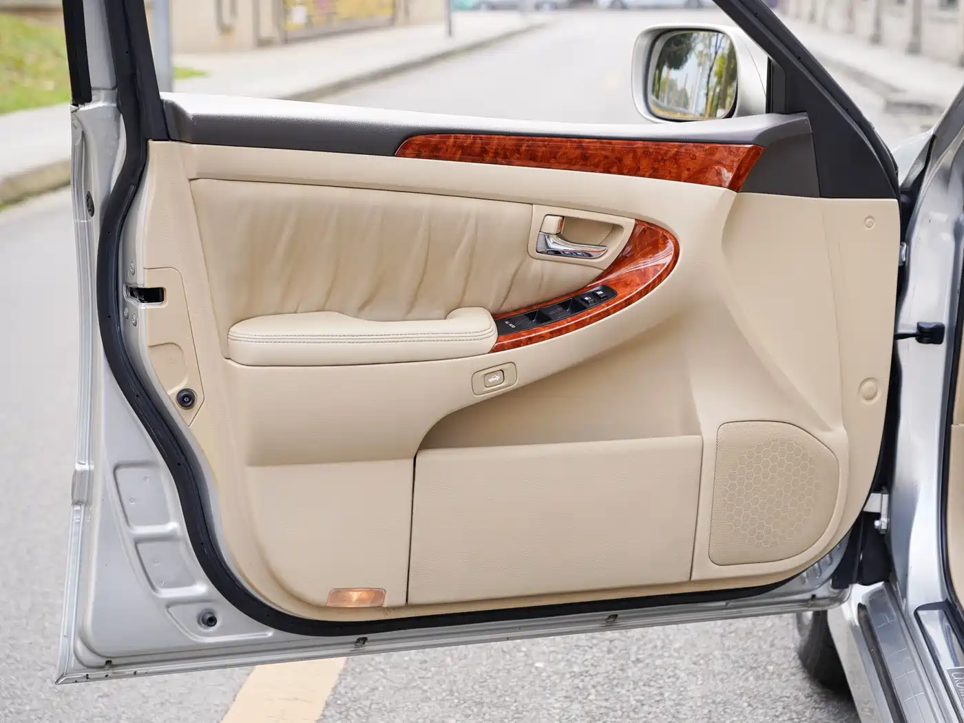Toyota Crown 2007 2.5L Royal Leather Edition фото 11
