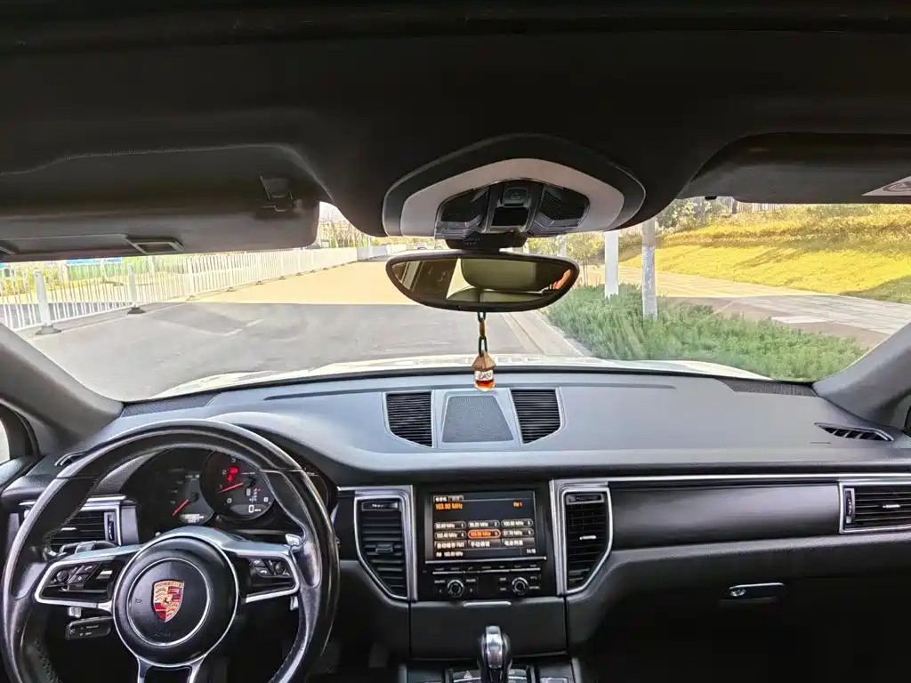 Porsche Macan 2015 2014 Macan 2.0T