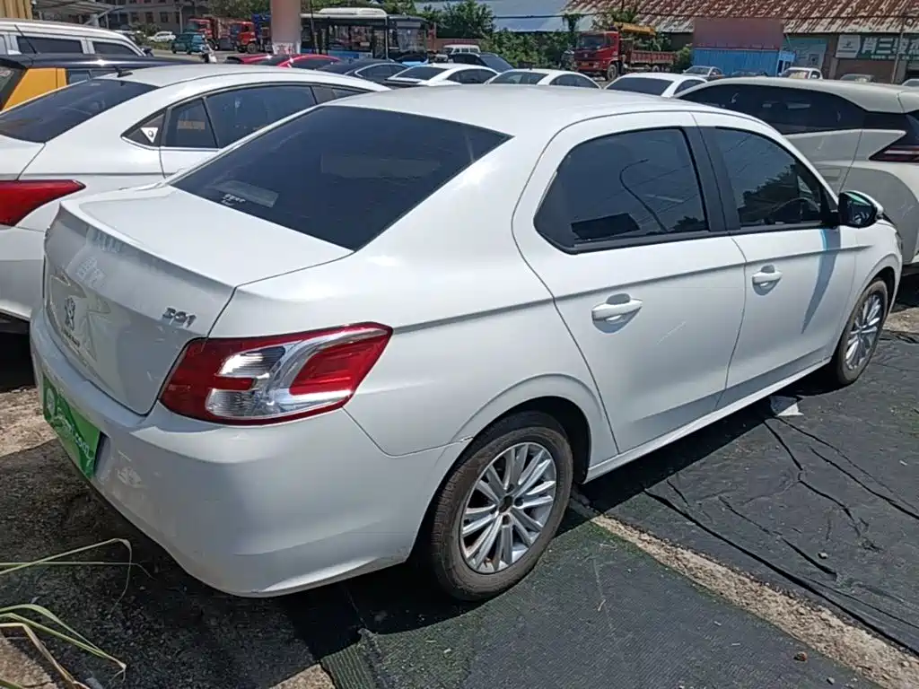 Peugeot 301 2016 2016 1.6L Manual Comfort Edition