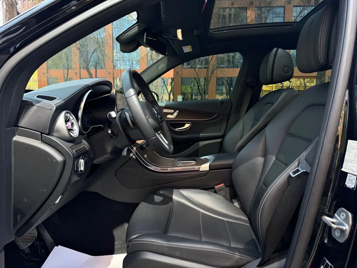 Mercedes-Benz GLC 2020 Facelift GLC 300 L 4MATIC Dynamic фото 12