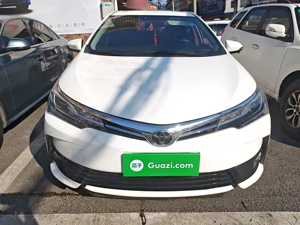 Toyota Corolla 2018 1.2T S-CVT GL-i Smart Shine Edition фото 3