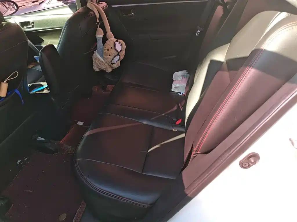 Toyota Corolla 2018 1.2T S-CVT GL-i Smart Shine Edition фото 13