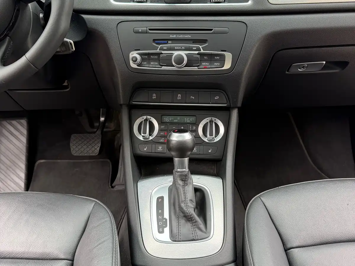 Photo 16 - Audi Q3