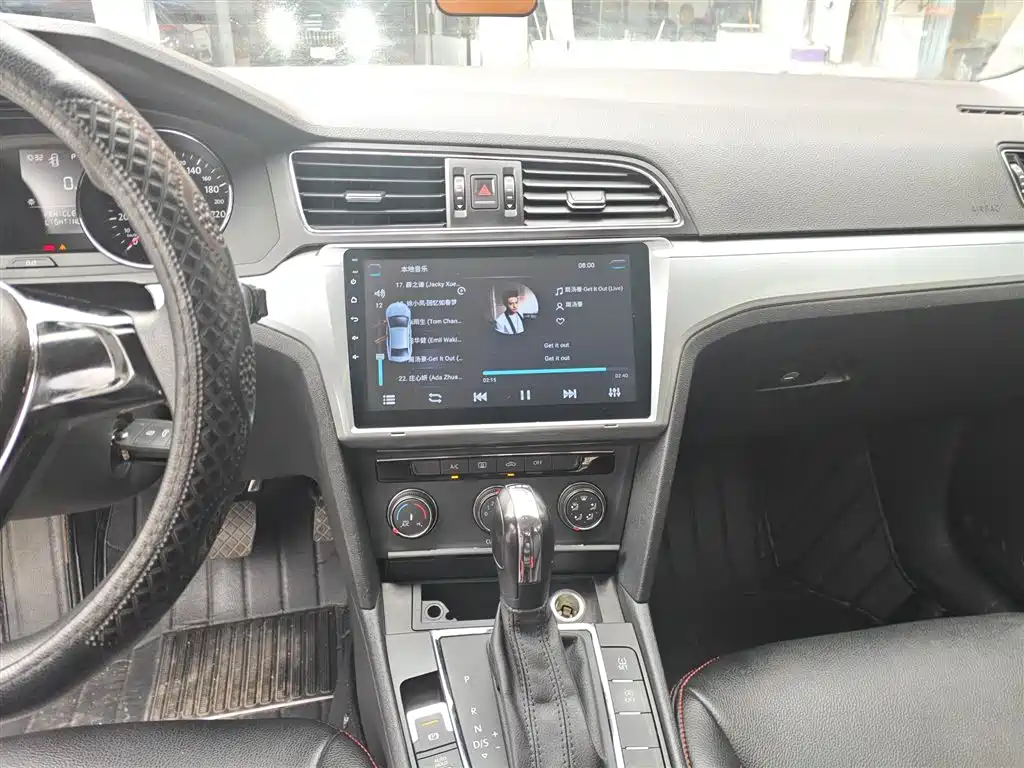 Volkswagen Lamando 2018 230TSI DSG Trend Edition фото 13