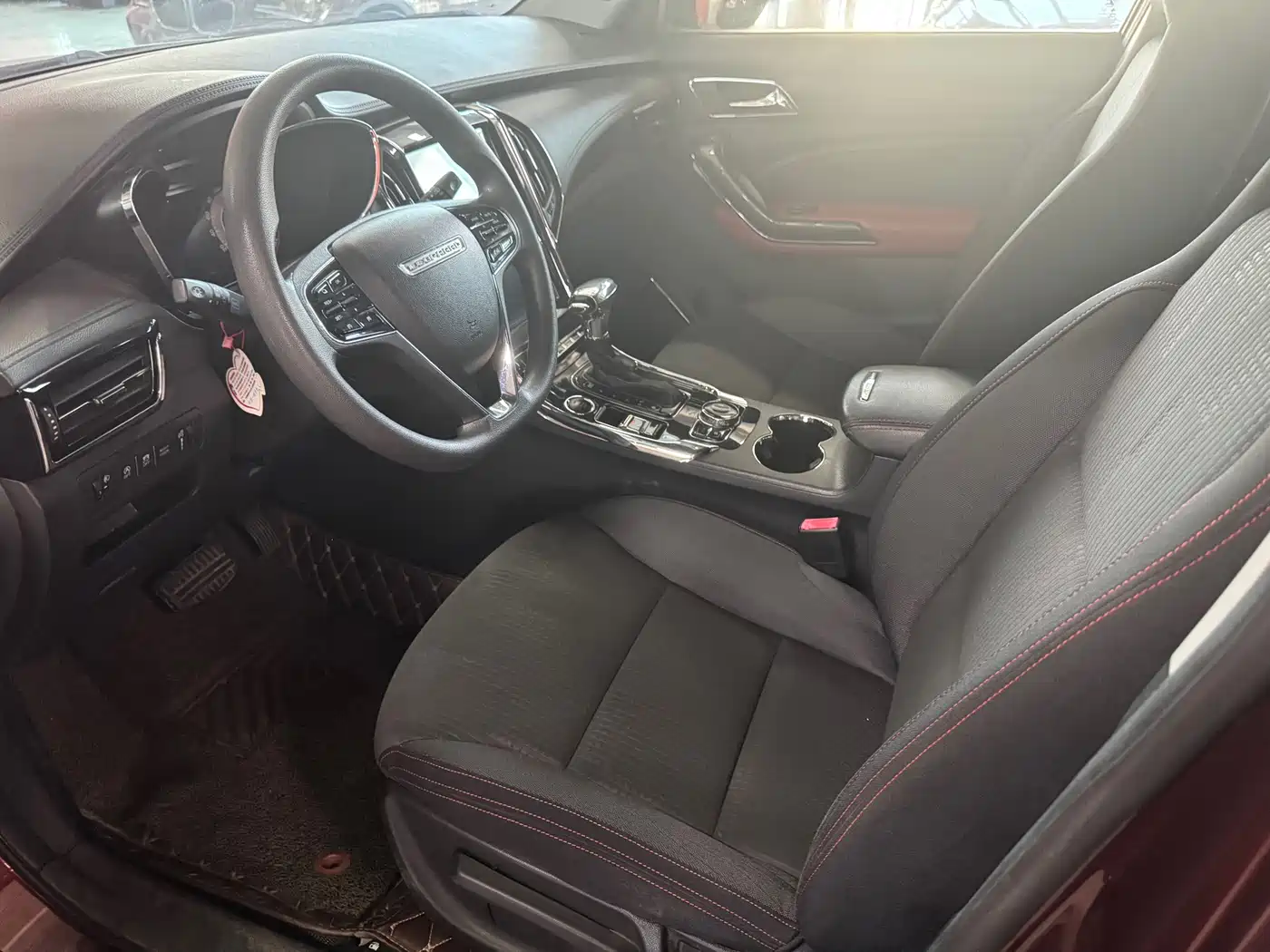 Leopaard CS9 2017 2017 1.5L CVT Comfort