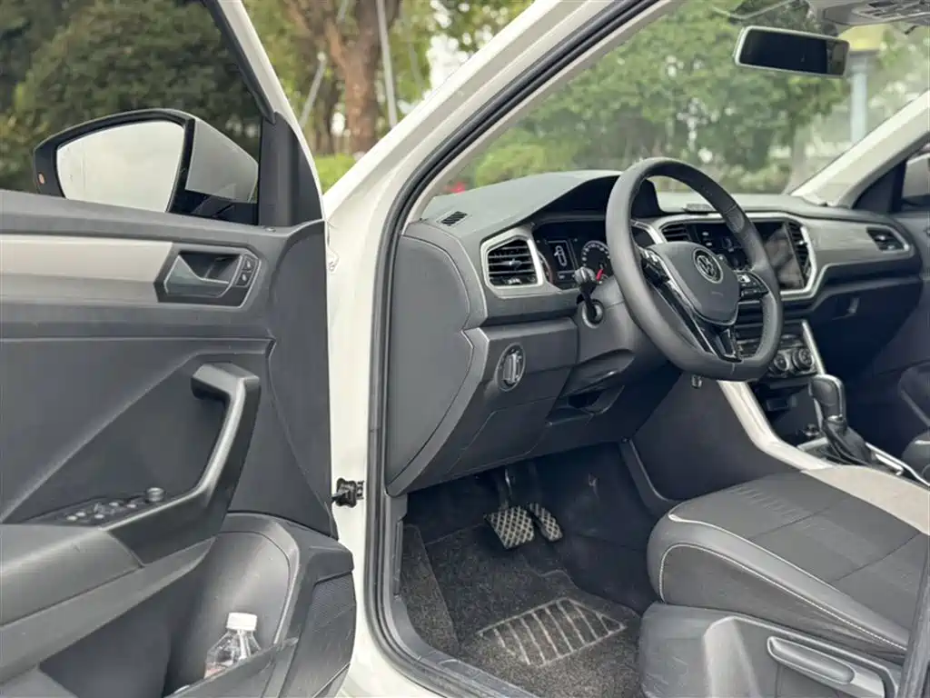 Volkswagen T-ROC 2021 Facelift 280TSI DSG 2WD Elite Smart Connect Edition фото 21