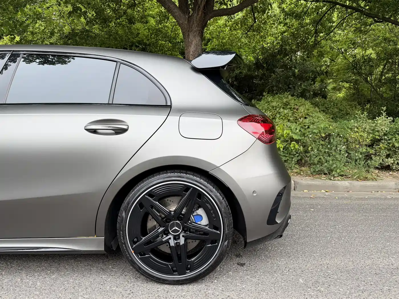 Mercedes-Benz A-Class AMG (Import) 2024 AMG A 35 4MATIC фото 4