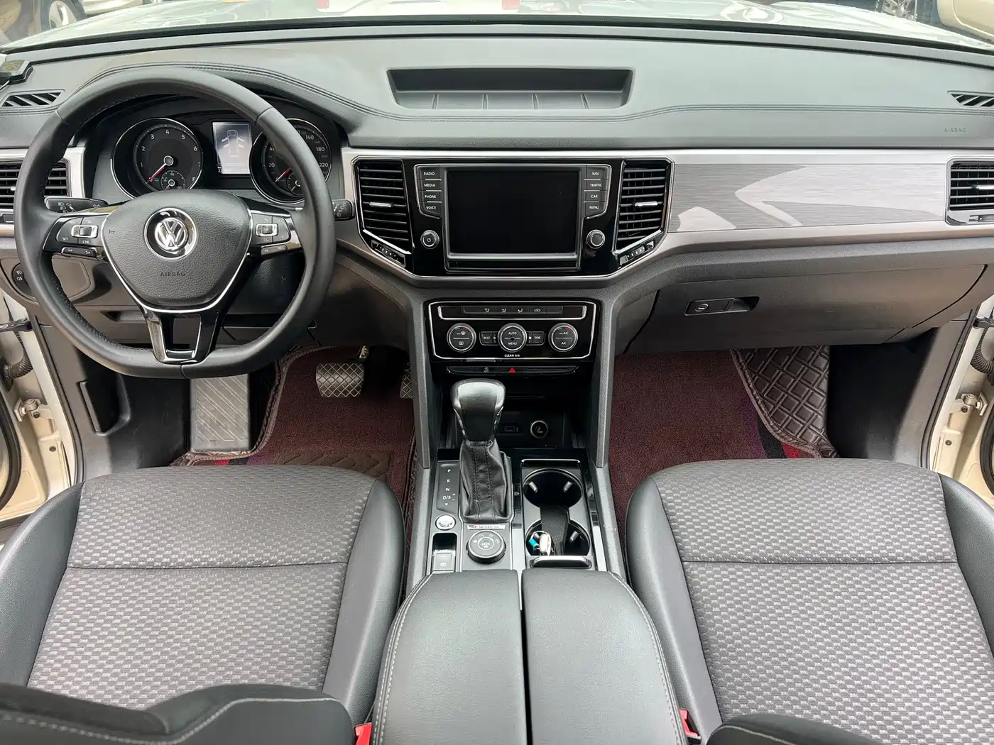 Фото 6 - Volkswagen Teramont