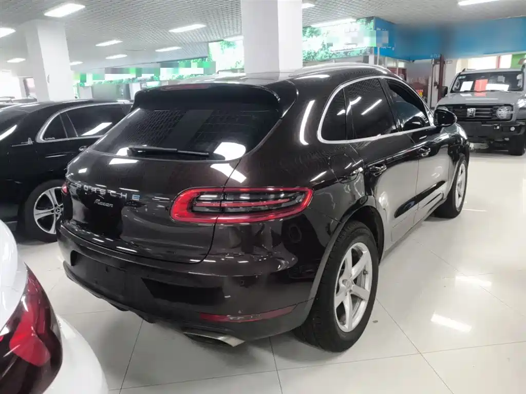 Porsche Macan 2017 Macan 2.0T фото 5