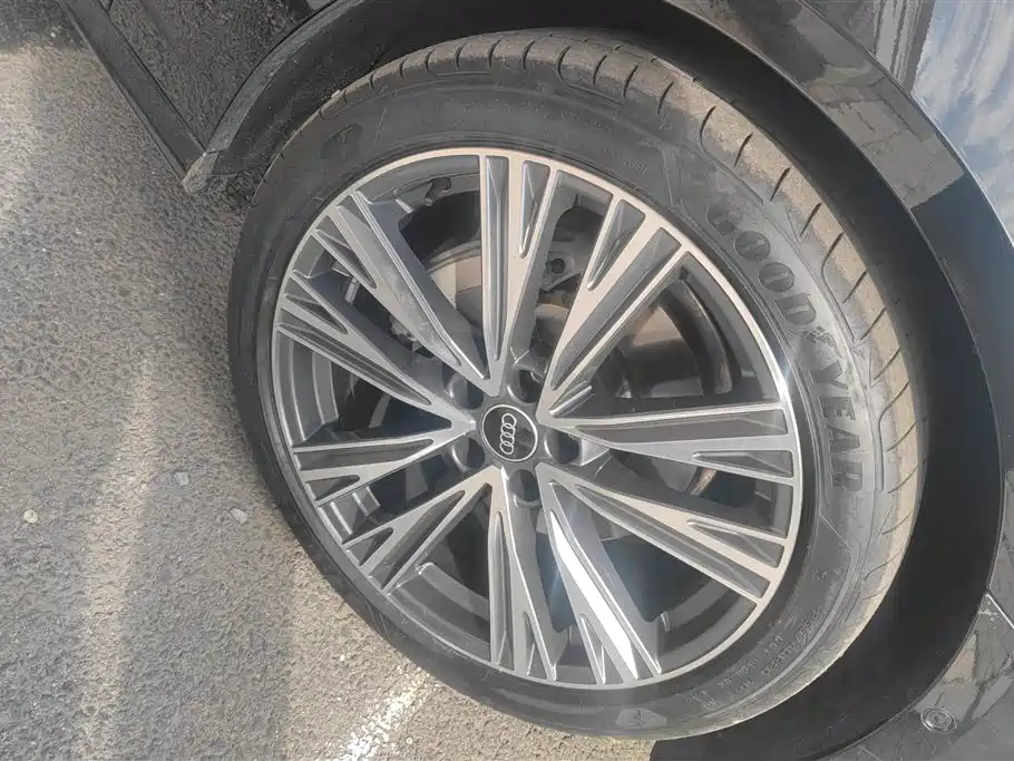 Audi A6L 2024 45 TFSI quattro Premium Dynamic фото 6