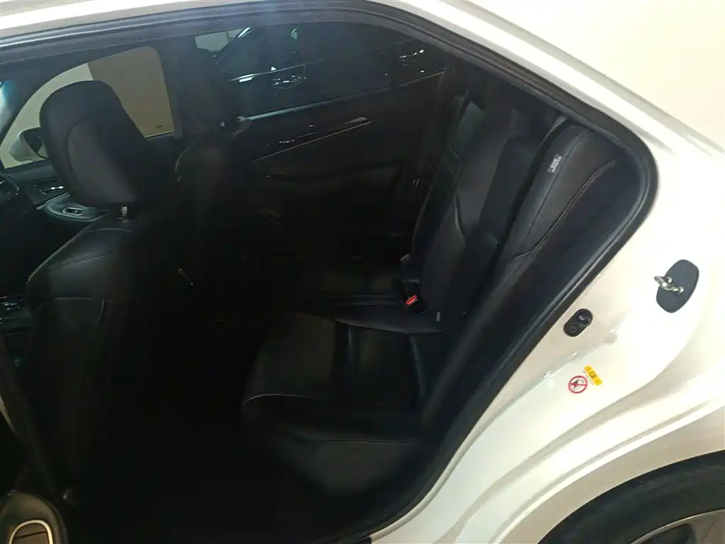 Toyota Crown 2015 2.0T Fashion фото 19