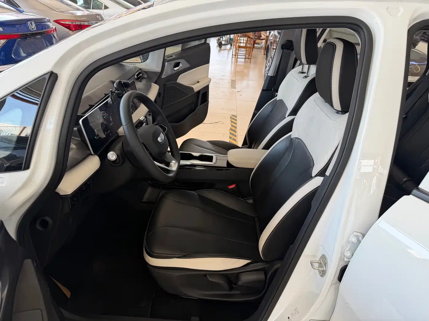 Geely Geometry E Firefly 2024 2024 401km Starlight