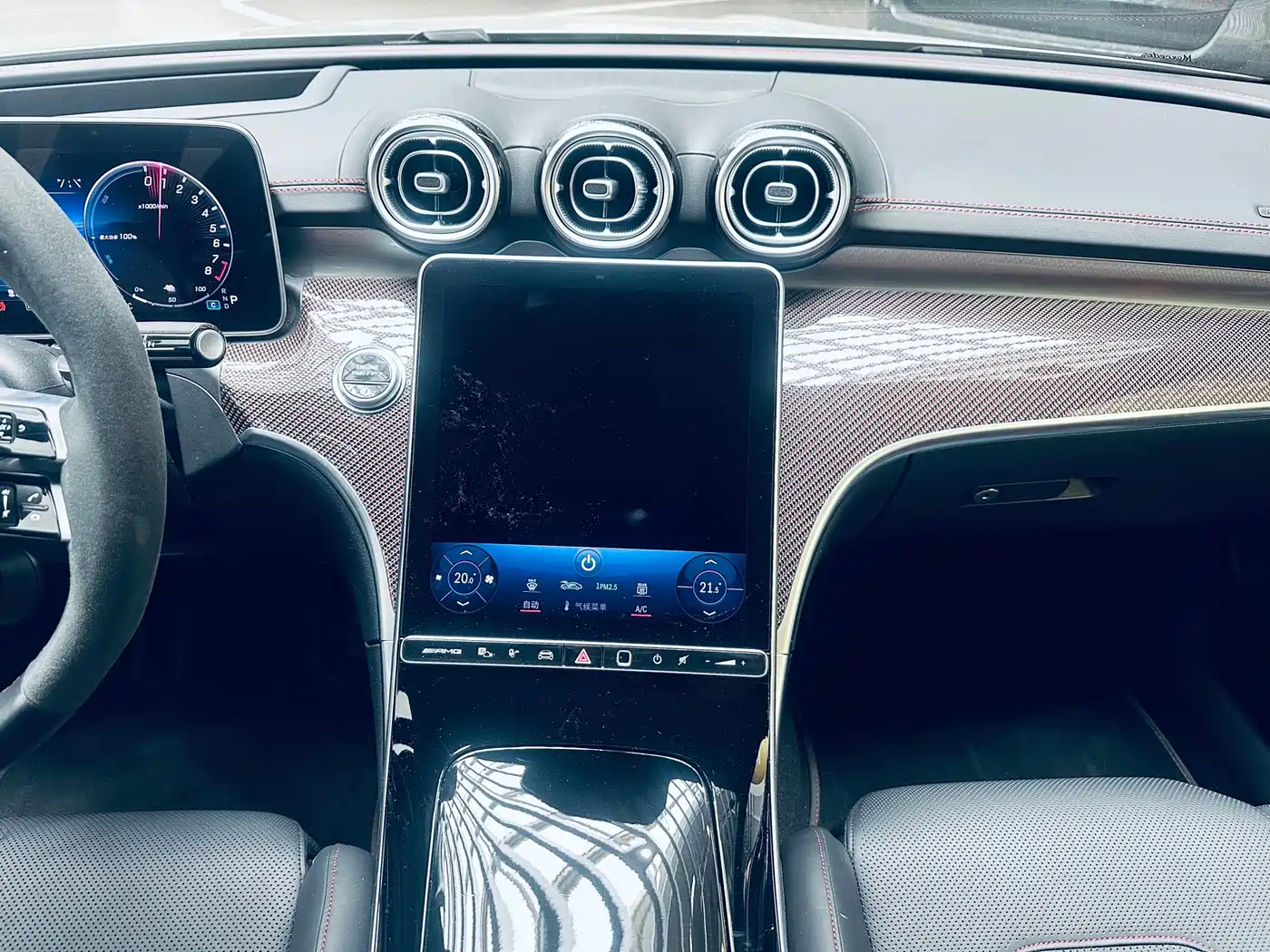 Mercedes-Benz C-Class AMG New Energy 2024 Mercedes-AMG C 63 S E PERFORMANCE F1 Edition фото 12
