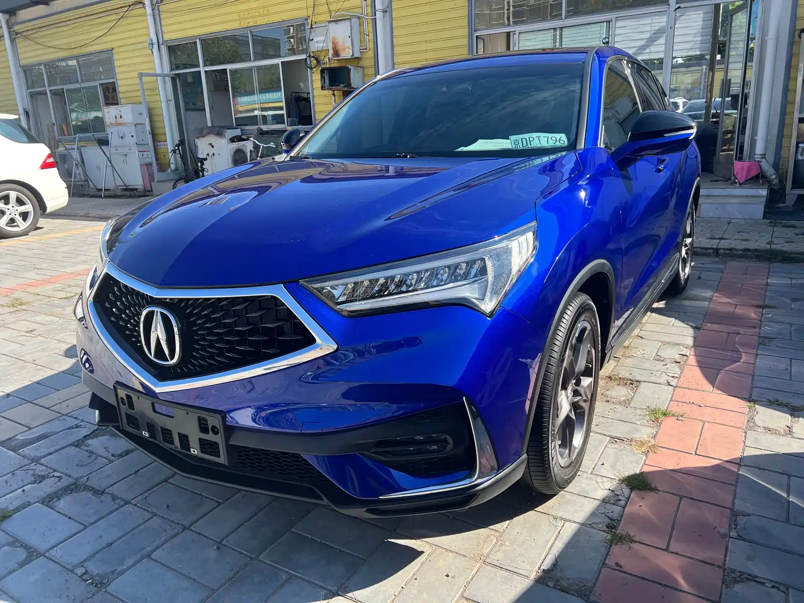 Photo 1 - Acura CDX