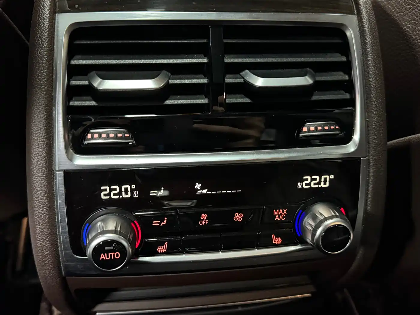 BMW 7 Series 2016 730Li Luxury фото 8