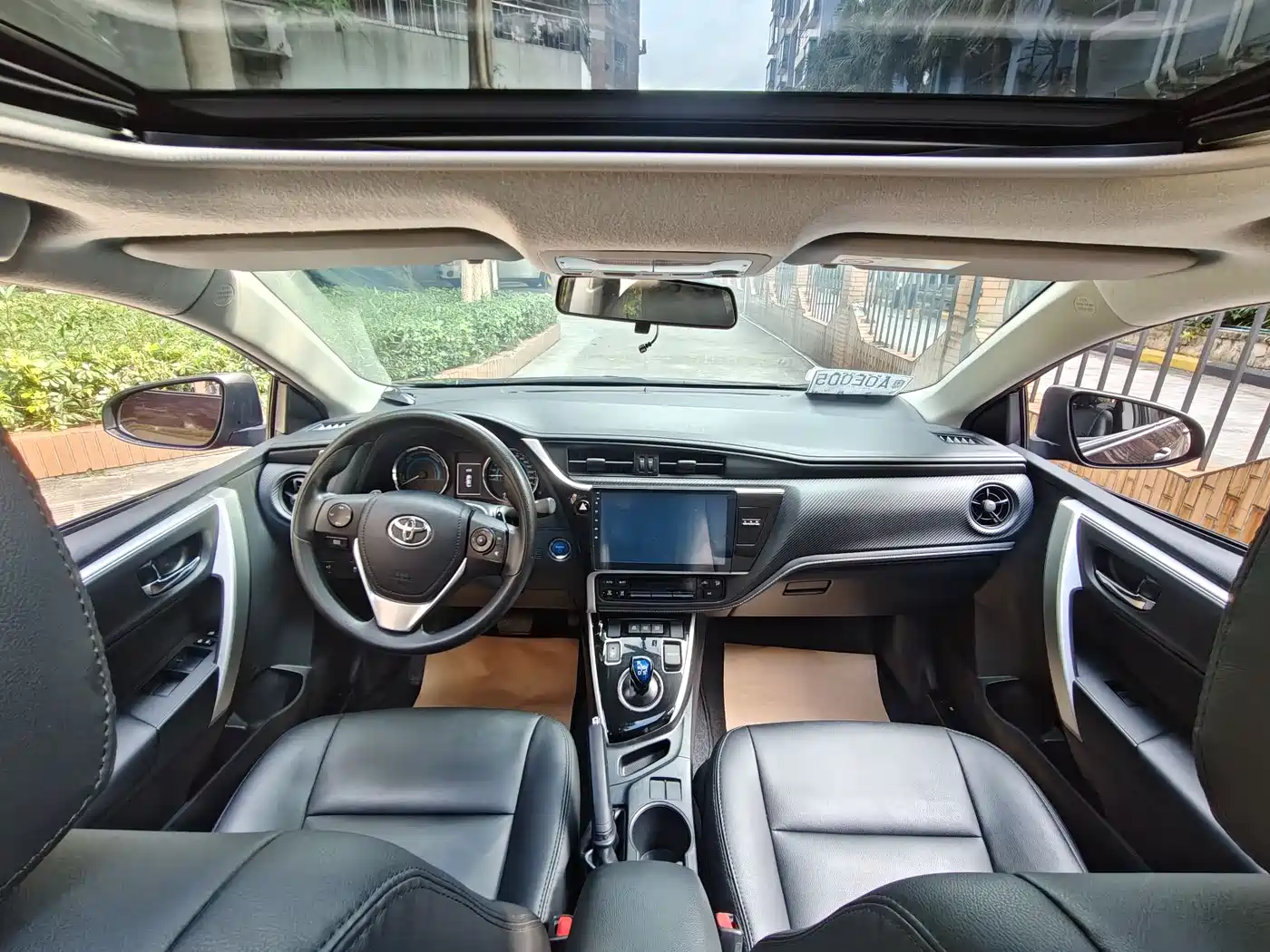 Toyota Levin 2017 Facelift Hybrid 1.8H GS E-CVT Elite Sunroof Edition China V фото 16