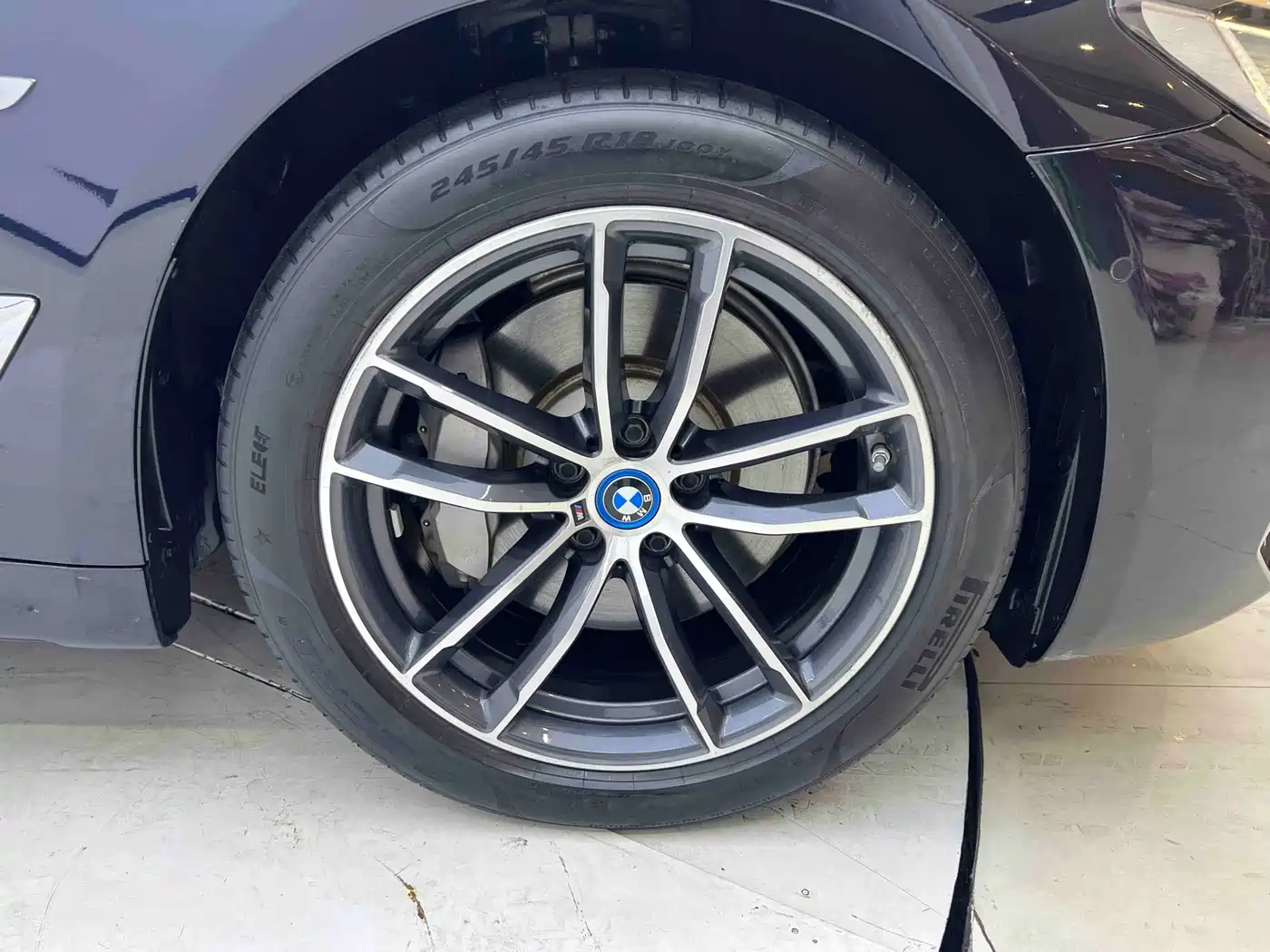 BMW 5 Series New Energy 2022 Facelift 535Le M Sport Package фото 27