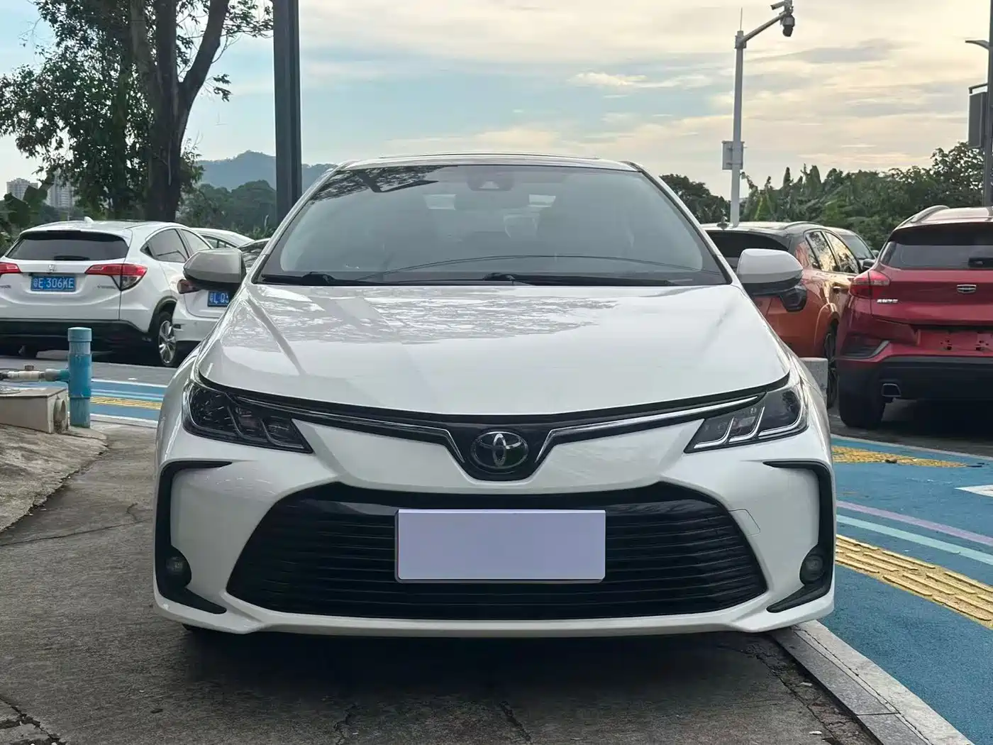 Toyota Corolla 2021 1.2T S-CVT Elite Edition фото 2