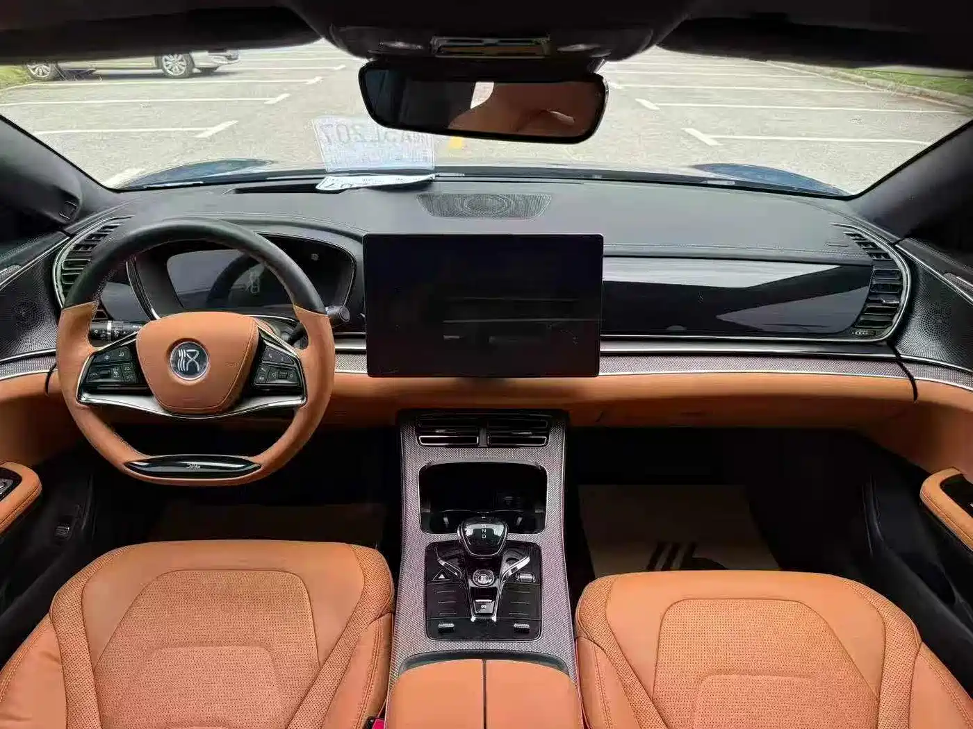 Photo 5 - BYD Han