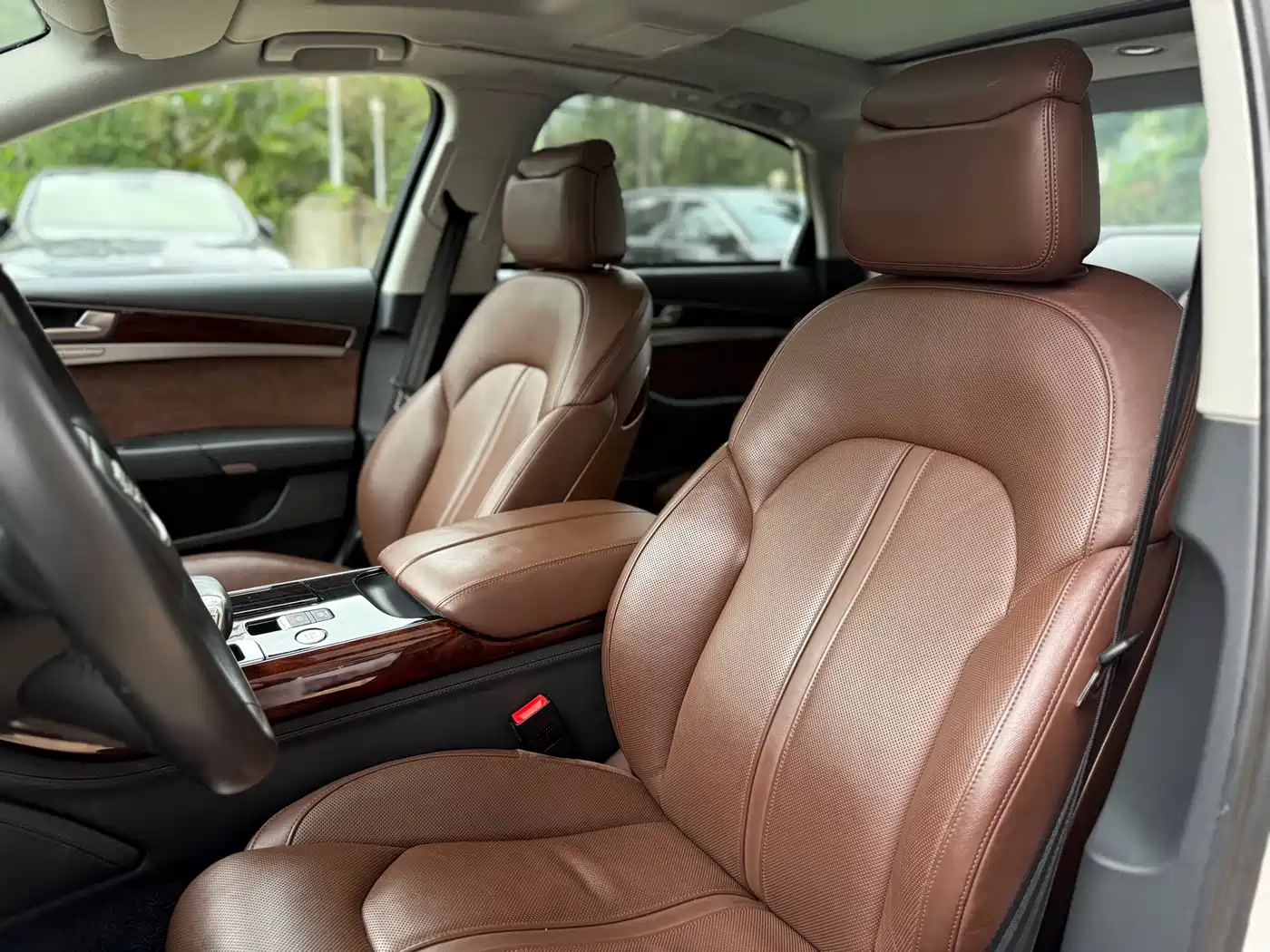 Audi A8 2012 A8L 50 TFSI quattro Luxury фото 10