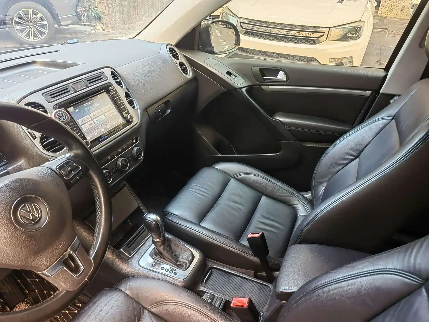 Volkswagen Tiguan 2013 1.8TSI Auto 2WD Comfort Edition фото 6