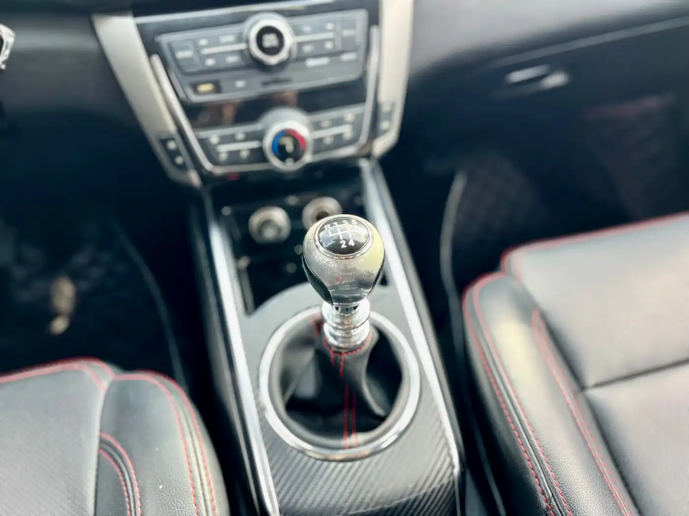 Zotye Damai X5 2015 2015 1.5T Manual Luxury (China IV)