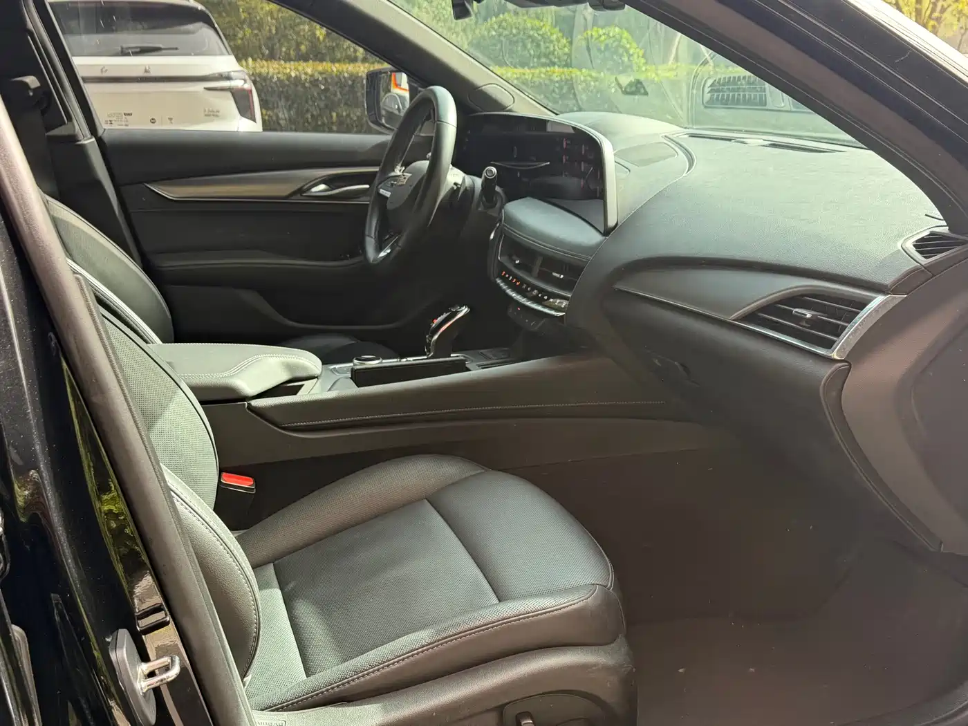 Cadillac CT5 2024 28T Luxury Model Pro фото 10